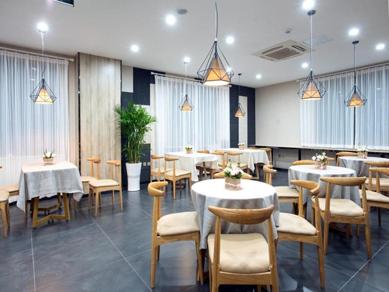 Thank Inn Plus Hotel Shandong Qingdao Olympic Sailing May 4Th Square Ngoại thất bức ảnh